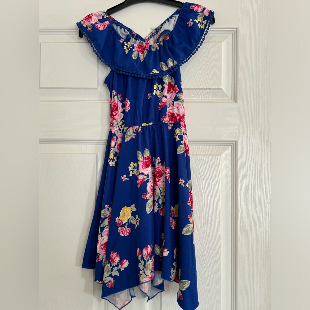 Zunie handkerchief dress. Size 7/8. EUC
